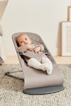 Babybjörn Balance Bliss Ana Kucağı Cotton Oyuncaklı /Sand Grey